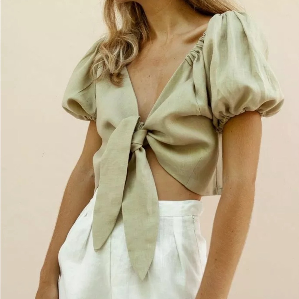 POSSE Mia top NWOT ! 100% linen hot Aussie brand